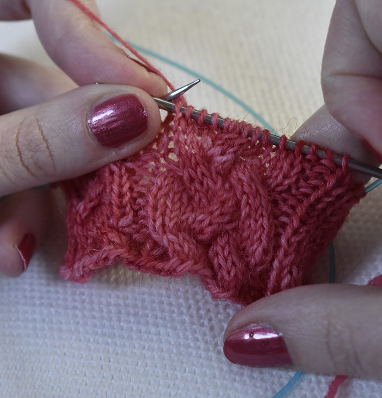 How to make knitting a 6 stitch cable easier