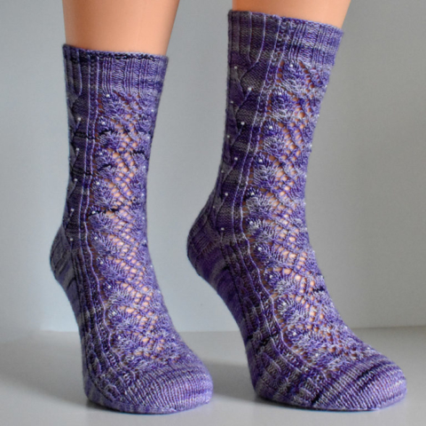 Elvenpath socks by Dots Dabbles with cables and lace