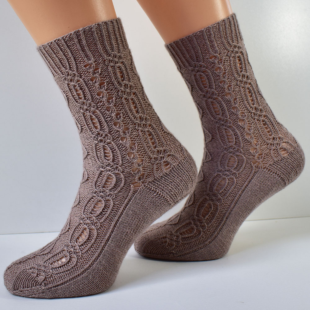 Lady Patience socks by Dots Dabbles in CoopKnits Socks Yeah!